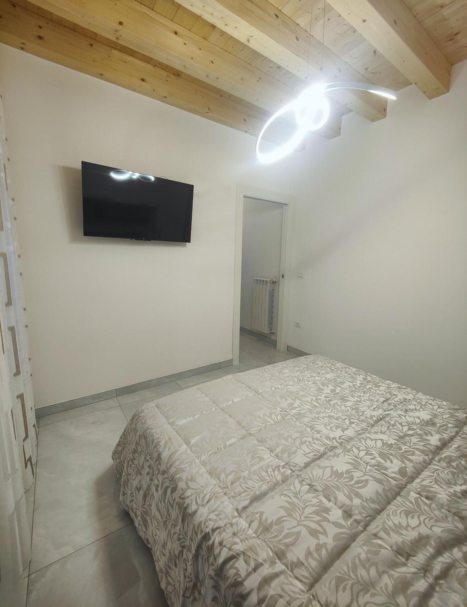 Parsifal House Чоджия Екстериор снимка