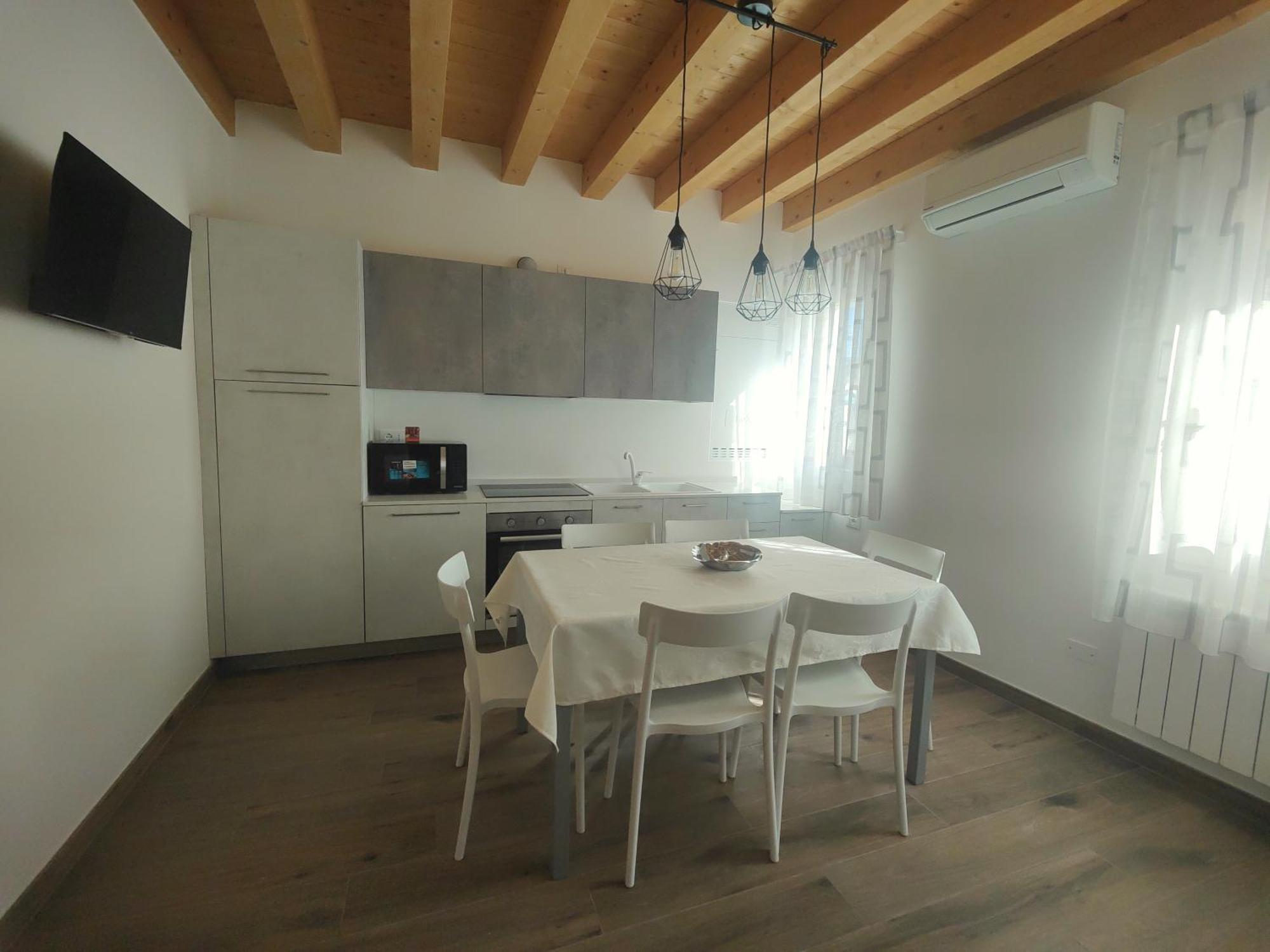 Parsifal House Чоджия Екстериор снимка